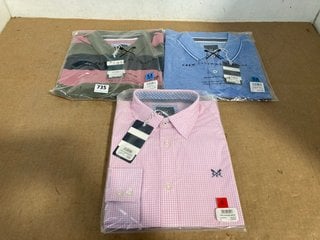 3 X ASSORTED THE CREW CLOTHING COMPANY MENS CLOTHING IN VARIOUS SIZES TO INCLUDE HAYNES POLO SHIRT IN OLIVE/ROSE - UK SIZE M: LOCATION - A15