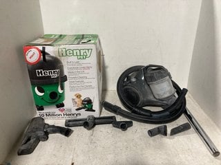 HENRY PET PULL ALONG CORDED VACUUM CLEANER TO INCLUDE BAGLESS CYLINDER CORDED VACUUM CLEANER: LOCATION - A13