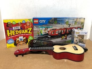 5 X ASSORTED CHILDRENS TOYS TO INCLUDE LEGO CITY DOWNTOWN TRAM: LOCATION - A9