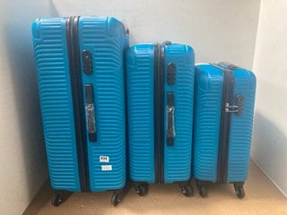 SET OF 3 BLUE SUITCASES IN SIZES S/M/L: LOCATION - A6