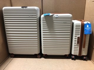 CABIN SIZE HARD SHELL WHEELED SUITCASE IN BLACK TO ALSO INCLUDE SHOWKOO SET OF 3 HARD SHELL WHEELED SUITCASES IN CREAM/BROWN: LOCATION - AR17