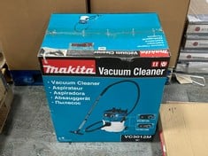 MAKITA 240V M CLASS 30L DUST EXTRACTOR WITH POWER TAKE-OFF VC3012M - RRP £495