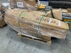 PALLET OF ASSORTED ITEMS TO INCLUDE ARMACELL ARMAFLEX EVO SLIT 19 X 67MM PIPE 2M IAFEU19067100