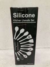 7 X SILICONE UTENSILS SETS.