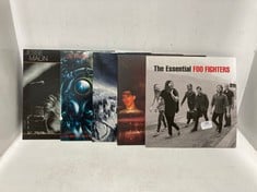 5 X ASSORTED VINYALS TO INCLUDE THE ESSENTIAL FOO FIGHTERS