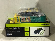 4 X ASSORTED ITEMS TO INCLUDE SAKURA 2 TONNE TROLLEY JACK