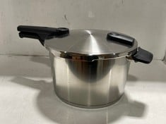 VITAQUICK FISSLER PRESSURE PAN IN STAINLESS STEEL - RRP £199