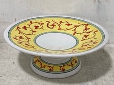 18 X STONE THE CROWS CAKE SERVING DISH IN YELLOW / WHITE (BROKEN)