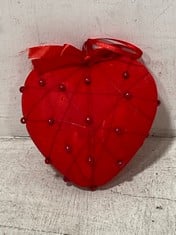 144 X STONE THE CROWS LARGE RED HEART WITH BEADS - WIDTH 10CM - TOTAL RRP £576