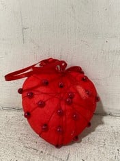 160 X STONE THE CROWS SMALL RED HEART WITH BEADS - WIDTH 8CM - TOTAL RRP £320