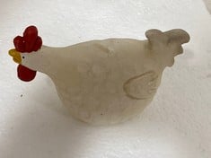 24 X STONE THE CROWS LARGE HEN CANDLE - HGT 11CM - TOTAL RRP £120