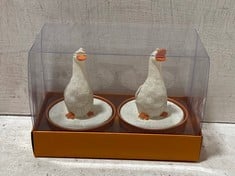 72 X STONE THE CROWS GIFT BOX OF 2 LG DUCK TEALIGHTS-HGT 9CM - TOTAL RRP £360