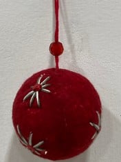 432 X STONE THE CROWS SM FELT BAUBLE & POM POM - HGT 25CM - TOTAL RRP £2160