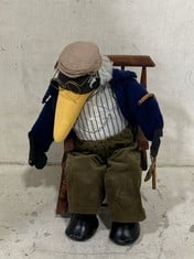 1 X STONE THE CROWS ALBERT - GRANDPA - HEIGHT 40CM - TOTAL RRP £70