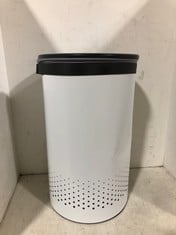 BRABANTIA LAUNDRY BIN WITH SMART LID 60 LITRE FRESH WHITE