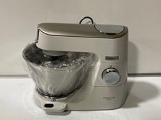 KENWOOD TITANIUM CHEF BAKER STAND MIXER WHITE RRP- £580