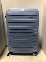 IT LUGGAGE TRAVEL CASES LIGHT BLUE HARDSHELL 3-PIECE SPINNERS