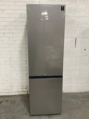 SAMSUNG SERIES 2 SPACEMAX FREESTANDING 60/40 FRIDGE FREEZER IN STAINLESS STEEL - MODEL NO. RB36T602ESA - RRP £649 (ZONE 2)