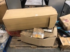 PALLET OF ASSORTED ITEMS TO INCLUDE SINGLE ROLLED MATTRESS IN WHITE / BLUE (ZONE 5) (KERBSIDE PALLET DELIVERY)