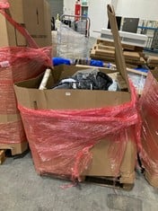 PALLET OF ASSORTED ITEMS TO INCLUDE ROSEWOOD GREY JUMBO CORD / PLUSH OVAL DOG BED - LARGE (ZONE 6) (KERBSIDE PALLET DELIVERY)