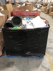 PALLET OF ASSORTED ITEMS TO INCLUDE 2 X METAL BLACK BIN TO INCLUDE MAGNETIC SCREEN DOOR IN BLACK (ZONE 6) (KERBSIDE PALLET DELIVERY)