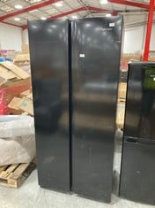 FRIDGEMASTER AMERICAN STYLE 2 DOOR FREESTANDING FRIDGE FREEZER IN BLACK - MODEL NO. MS83430EB - RRP £519 (ZONE 7)