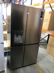 HISENSE PREMIUM 2 DOOR AMERICAN STYLE FRIDGE FREEZER IN STAINLESS STEEL - MODEL NO. RS818N4TIE - RRP £799 (ZONE 7)