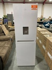 INDESIT FREESTANDING 50/50 FRIDGE FREEZER IN WHITE - MODEL NO. INFC850TI1W AQUA1 - RRP £400 (ZONE 1)