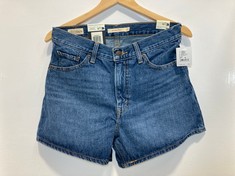 2 X LEVI'S 80S MOM SHORTS IN INDIGO SIZE 27 TOTAL RRP- £120