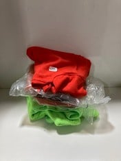 3 X ASSORTED XS ADULT CLOTHING ITEMS TO INCLUDE LUNA PULLOVER JUMPER RED - SIZE XS - TOTAL RRP £401