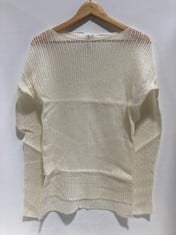 4 X WEDNESDAY CASHMERE PILLOW SWEATER IN COLOUR CREAM- SIZE XS- TOTAL RRP £560