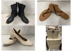 PALLET OF ASSORTED FOOTWEAR TO INCLUDE WOMENS CROPPED BIKER BOOT BLACK - SIZE 8