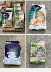 PALLET OF ASSORTED CAT LITTER TO INCLUDE BREEDER CELECT CAT LITTER 30 L