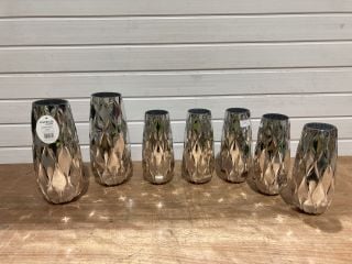 7 X LESSER & VASEY VINCENZA VASE SILVER COLOUR