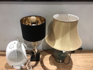 MINSTER GIFTWARE BLACK & GOLD LAMP WITH SHADE RRP: £98 TO INCLUDE MINSTER GIFTWARE GREEN AND WHITE VICTORIA PATTERN CERAMIC LAMP WITH SHADE RRP: £91 AND WHITE ELECTRIC FAN HEATER