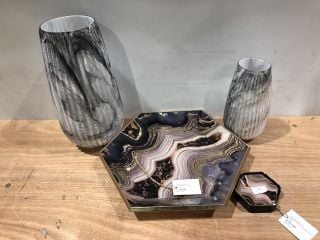 FEBLAND HEXAGIN OYSTER SERVING AND COASTER SET TO INCLUDE 2 X ASSORTED SIZE LESSER AND AVEY VINCENZA MARBLE VASES