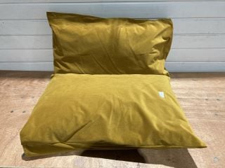 2 X MUSTARD COLOUR PILLOW CASES AND 2 X PILLOWS