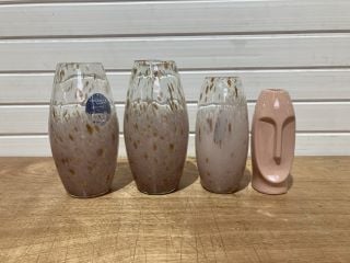 3 X LESSER AND PAVEY PINK VINCENZA GLASS VASES