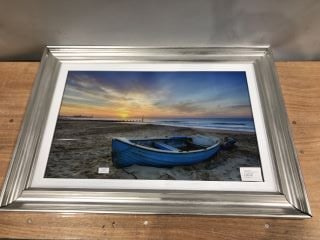 TYRONE QUALITY FISHING BOARD BOURNEMOUTH WALL ART IN FRAME RRP - £199.00