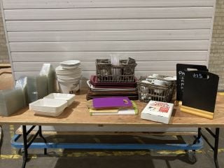 QTY OF ASSORTED CATERING ITEMS TO INCLUDE SMALL CHALK BOARDS QTY OF TEA CUPS AND QTY OF SERVING TRAYS