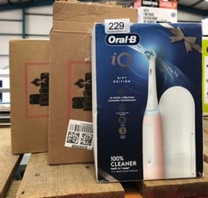 QUANTITY OF HEALTH & BEAUTY ITEMS TO INCLUDE ORAL-B I0 SERIES 3 ELECTRIC TOOTHBRUSH: LOCATION - B RACK