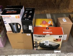 QUANTITY OF ITEMS TO INCLUDE PAUL RUSSELLS ELECTRIC PLASTIC KETTLE, 2200W 1.7L, HOT WATER DISPENSER, BLACK BOIL-DRY PROTECTION, AUTO SHUT OFF STRIX CONTROL: LOCATION - C RACK