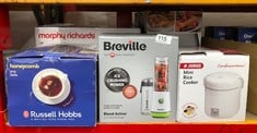 QUANTITY OF KITCHEN & APPLIANCES ITEMS TO INCLUDE BREVILLE BLEND ACTIVE PERSONAL BLENDER & SMOOTHIE MAKER | 350W | 2 PORTABLE BLEND ACTIVE BOTTLES (600ML) | LEAK PROOF LIDS | WHITE & GREEN [VBL246]: