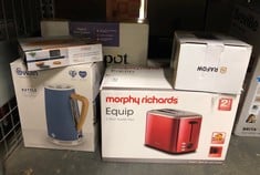 QUANTITY OF KITCHEN & APPLIANCES ITEMS TO INCLUDE MORPHY RICHARDS EQUIP RED 2 SLICE TOASTER - DEFROST AND REHEAT SETTINGS - 2 SLOT - STAINLESS STEEL - 222066: LOCATION - B