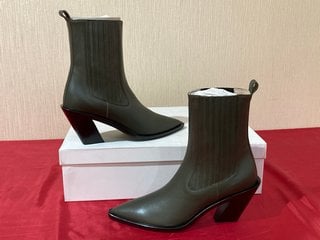 ELLEME WOMEN'S CLAIR WESTERN BOOTS IN KHAKI - UK 5 - RRP £445: LOCATION - LUXURY