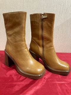 STEVE MADDEN WOMEN'S FINITE LEATHER PLATFORM BOOTS IN TAN - UK 5 - RRP £170: LOCATION - LUXURY