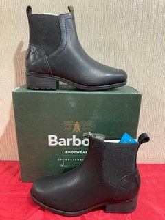 BARBOUR WOMEN'S EDEN WATERPROOF LEATHER CHELSEA BOOTS IN BLACK - UK 6 - RRP £135: LOCATION - LUXURY