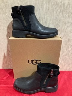 UGG WOMEN'S HARRISON ZIP WATERPROOF LEATHER ANKLE BOOTS IN BLACK - UK 5 - RRP £135: LOCATION - LUXURY