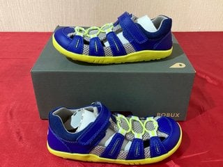 BOBUX KID'S PLUS SUMMIT WATER SHOES IN BLUEBERRY NEON - UK 11.5 KIDS - RRP £46: LOCATION - LUXURY