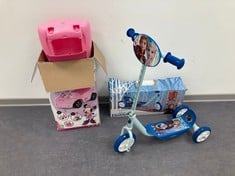 2 X CHILDREN'S ITEMS INCLUDING FEOZEN II SCOOTER.